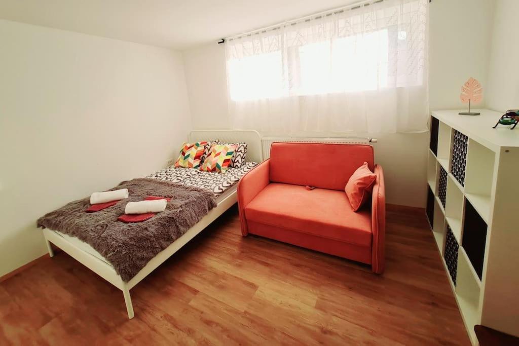 Apartma Juli Zirovnica Exterior photo